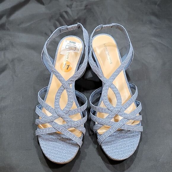 BRAND NEW LONDON FOG LOW WEDGE STYLE ALMOND TOE SANDAL - Picture 3 of 15